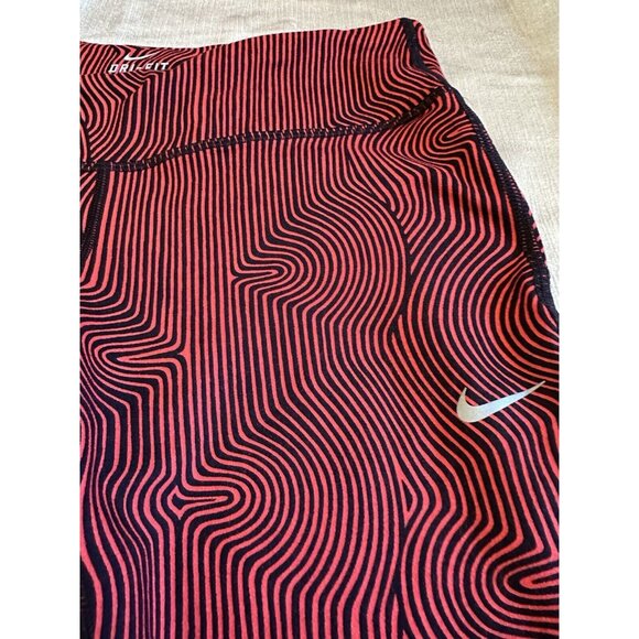Nike Running Leggings Workout Capri‎ Crop Leggings Red Black Sz Medium Gym Women - Picture 3 of 8